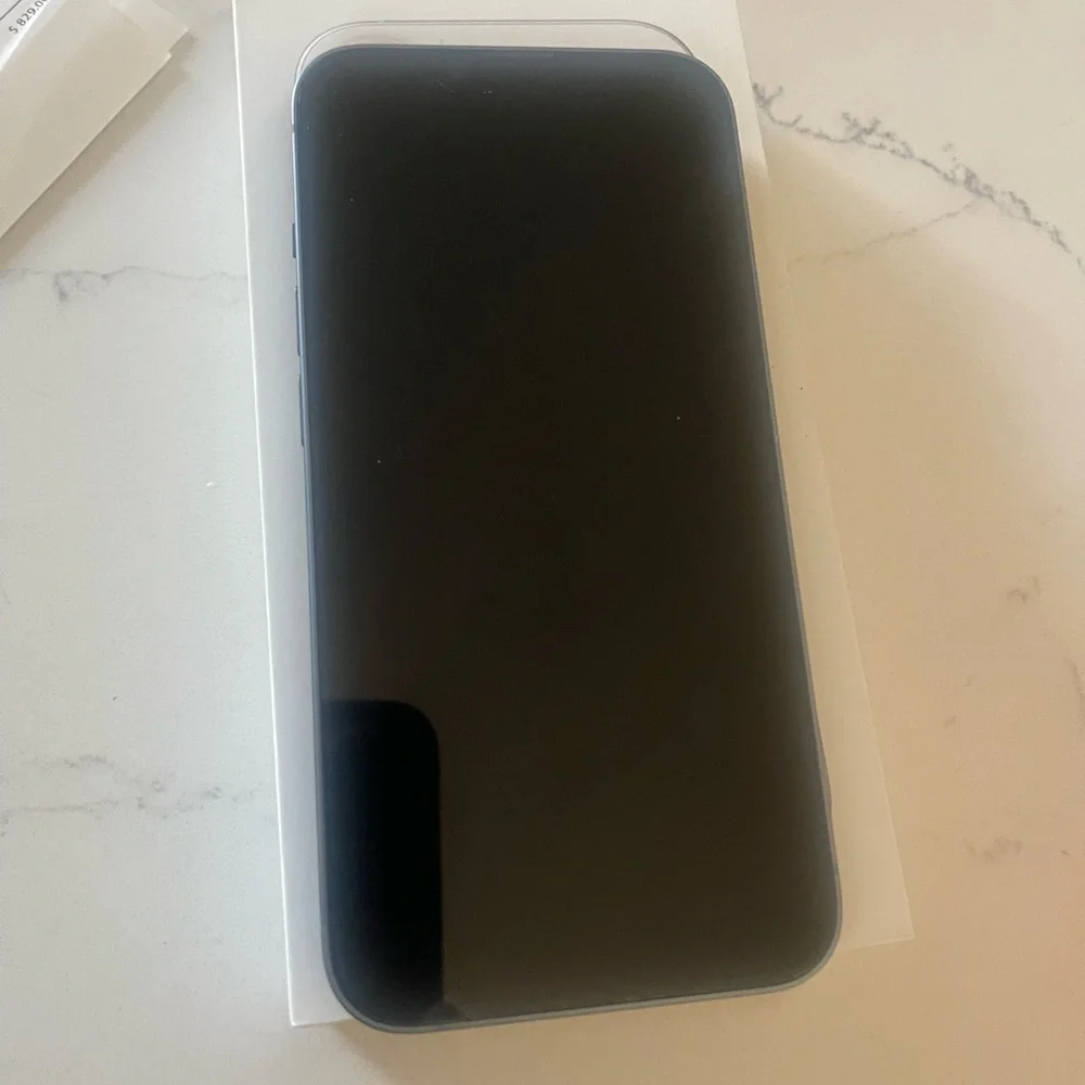 Apple iPhone - Sleek White